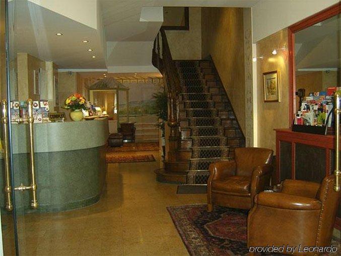 Hotel The Originals Access, De La Loire, Lyon-perrache 3*